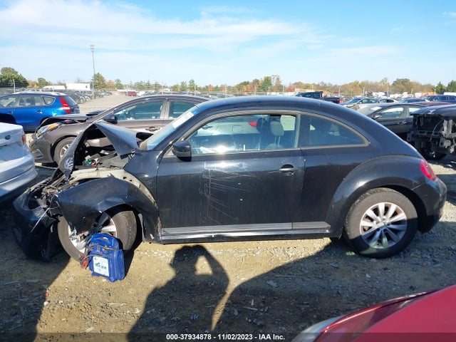 2013 VOLKSWAGEN BEETLE 2.5L ENTRY VIN: 3VWFP7AT5DM688892