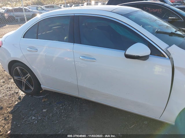 2019 MERCEDES-BENZ A 220 4MATIC VIN: WDD3G4FB2KW029322