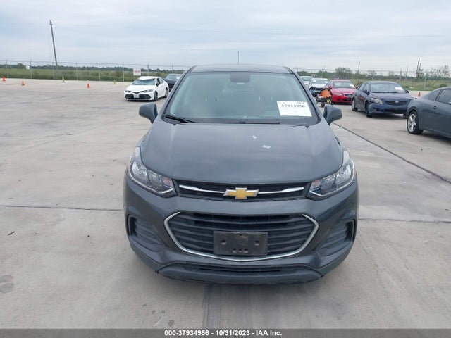 Chevrolet TRAX LS 2019 3GNCJKSB5KL299499 Image 12