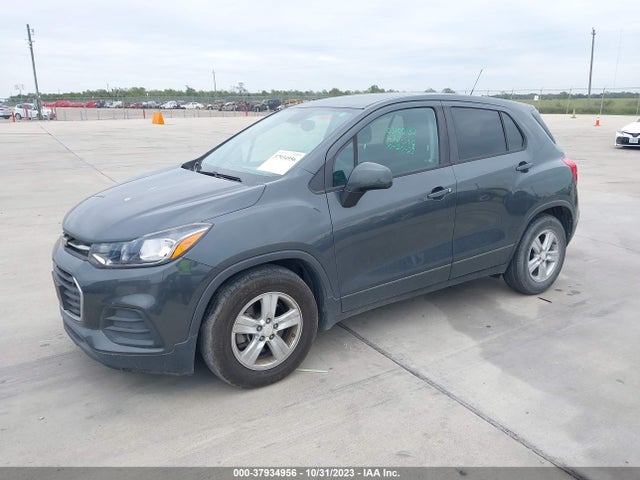 Chevrolet TRAX LS 2019 3GNCJKSB5KL299499 Image 2