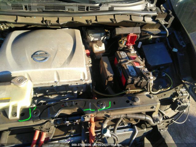 1N4AZ0CP3EC336725 Nissan Leaf Sl