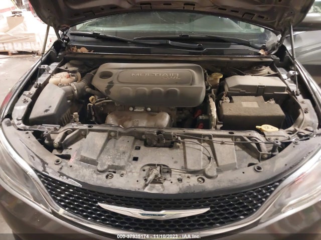 Chrysler 200 Limited 2015 1C3CCCAB8FN666657 Image 10
