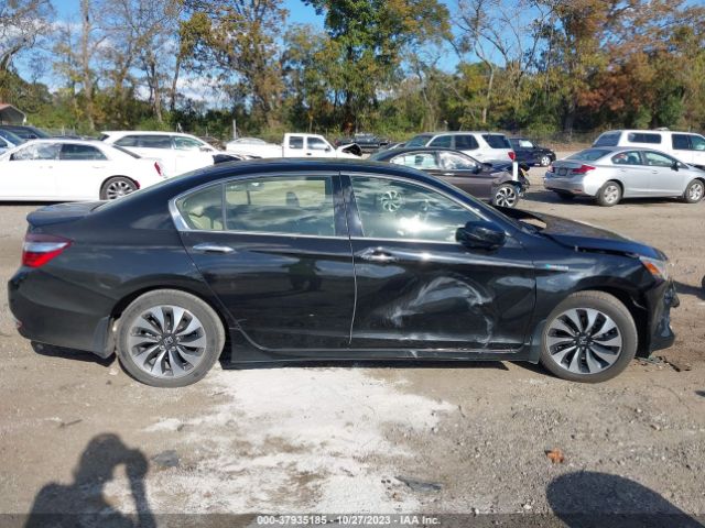 JHMCR6F7XHC023238 Honda Accord Hybrid Touring
