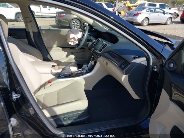 JHMCR6F7XHC023238 Honda Accord Hybrid Touring