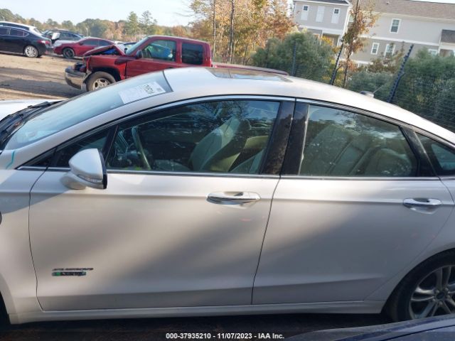 3FA6P0SU5FR191418 Ford Fusion Energi Titanium