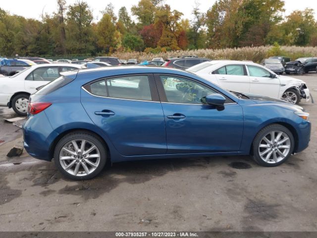 3MZBN1M32HM133689 Mazda Mazda3 Grand Touring