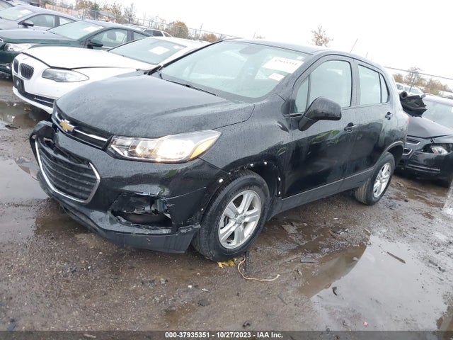Chevrolet TRAX LS 2019 3GNCJKSB2KL188523 Image 2