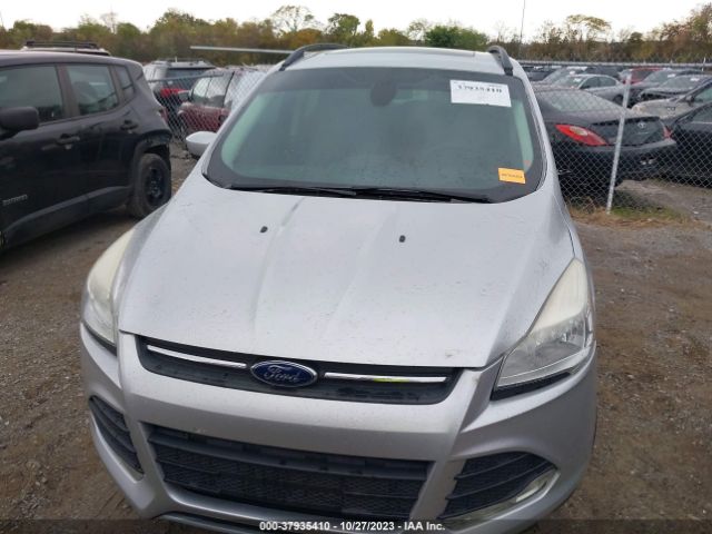 1FMCU0GX5EUC85410 Ford ESCAPE SE