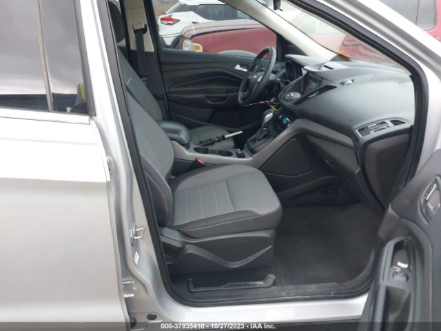 1FMCU0GX5EUC85410 Ford ESCAPE SE