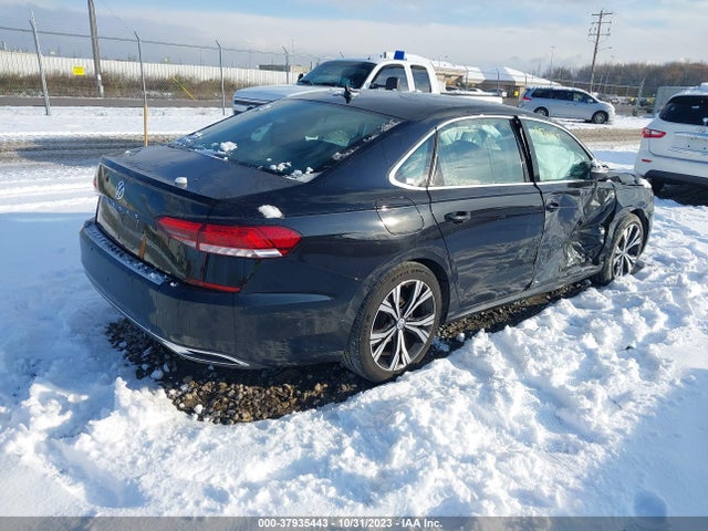 1VWSA7A37NC002452 Volkswagen Passat 2.0t Se