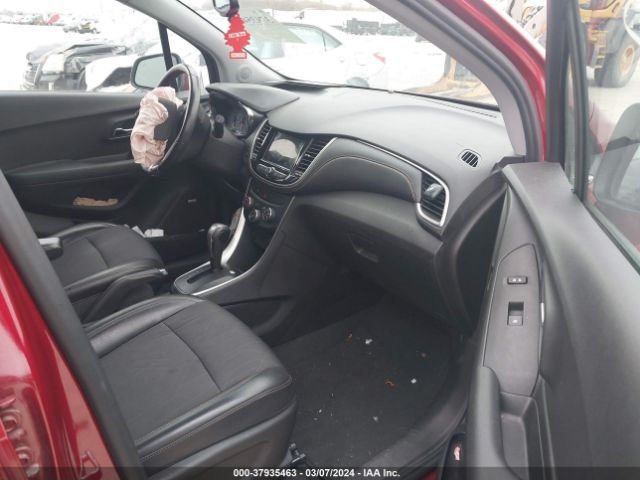 2019 CHEVROLET TRAX 3GNCJLSB5KL350361 Photo 4
