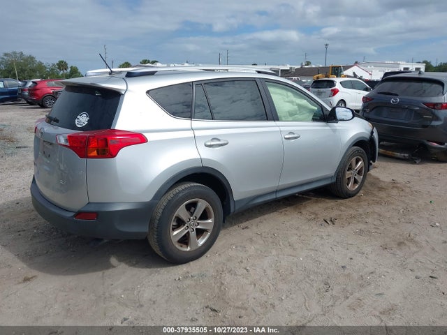 Toyota Rav4 Xle 2015 JTMWFREV1FD076118 Image 4