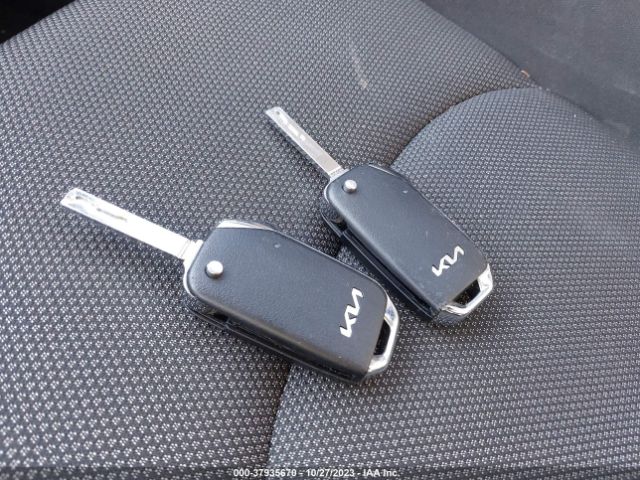 3KPF24AD1PE646758 KIA Forte Lxs