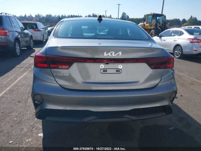3KPF24AD1PE646758 KIA Forte Lxs