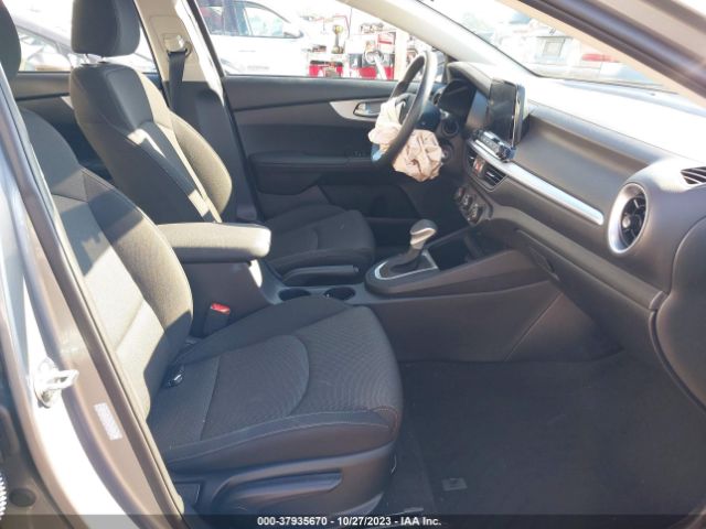 3KPF24AD1PE646758 KIA Forte Lxs