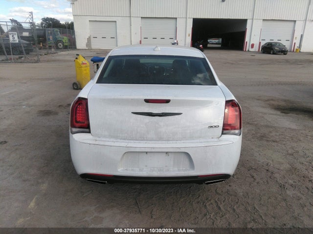 2C3CCAAG2NH241443 Chrysler 300 Touring