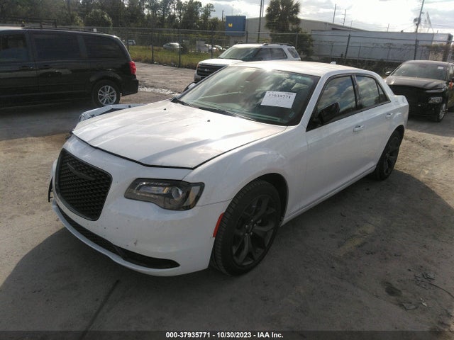 2C3CCAAG2NH241443 Chrysler 300 Touring