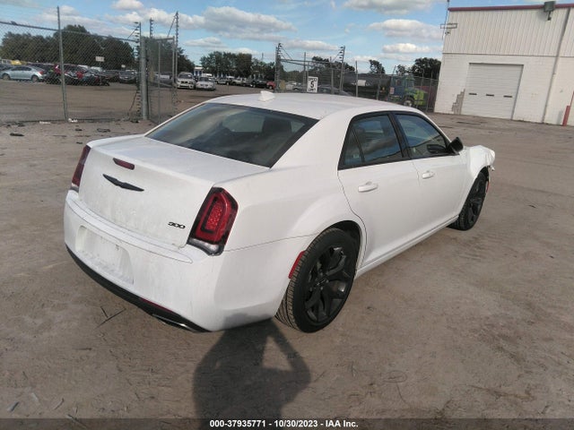 2C3CCAAG2NH241443 Chrysler 300 Touring