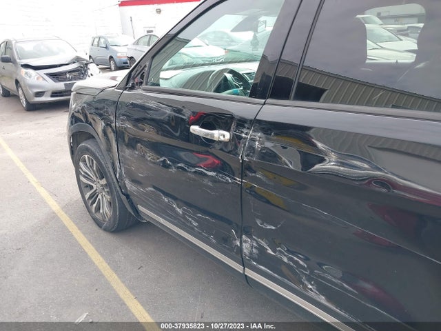 2017 FORD EXPLORER PLATINUM VIN: 1FM5K8HT8HGD23319