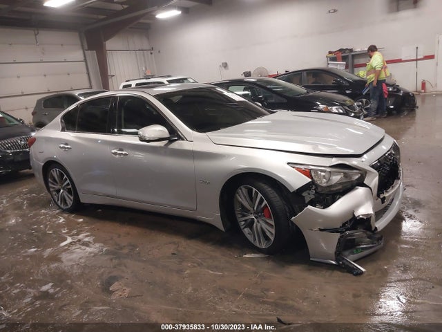 37935833 :رقم المزاد ، JN1EV7AP4JM358405 vin ، 2018 Infiniti Q50 3.0t Sport مزاد بيع