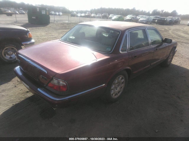 2000 JAGUAR XJ8 SAJDA14C1YLF19761 Photo 3