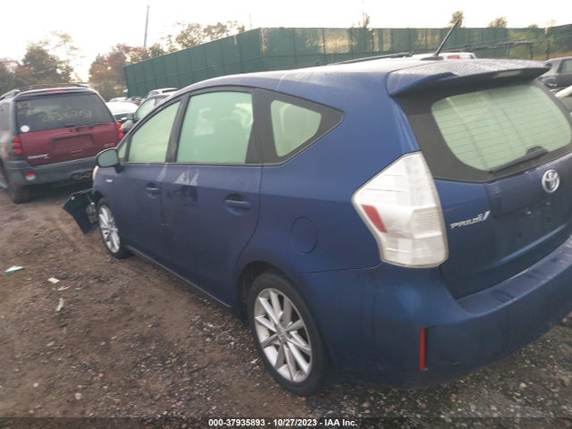 Toyota Prius V Two/three/five 2014 JTDZN3EU6E3322461 Image 3