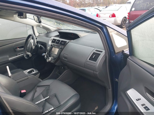 Toyota Prius V Two/three/five 2014 JTDZN3EU6E3322461 Image 5