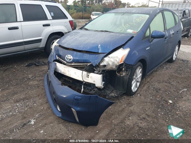 Toyota Prius V Two/three/five 2014 JTDZN3EU6E3322461 Image 6