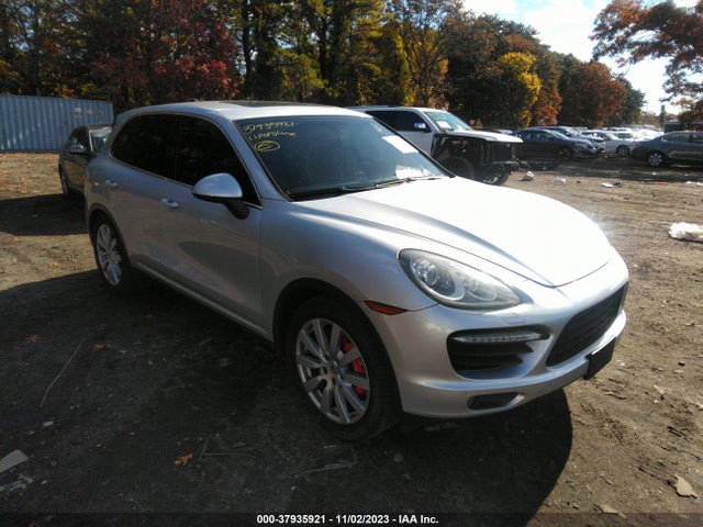 2011 PORSCHE CAYENNE WP1AC2A23BLA81051 Photo 0