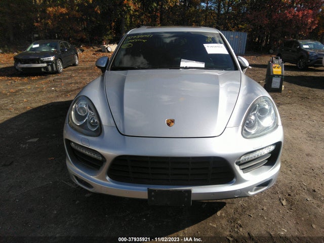 2011 PORSCHE CAYENNE WP1AC2A23BLA81051 Photo 5
