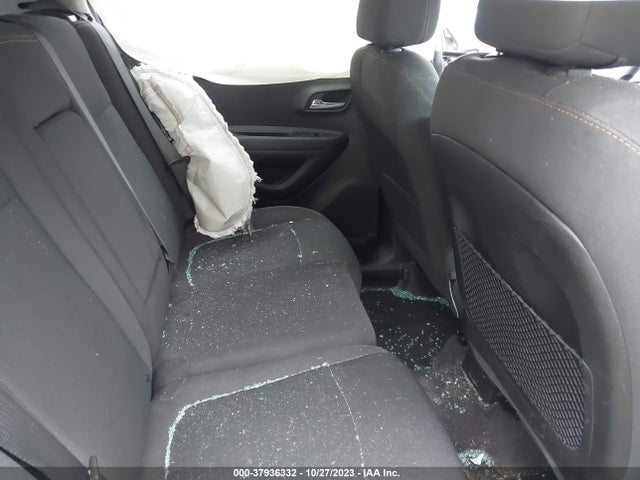 Chevrolet TRAX LS 2019 3GNCJKSB1KL392083 Image 8