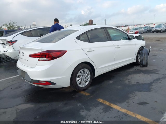 Hyundai ELANTRA SE 2019 5NPD74LF6KH444803 Image 4