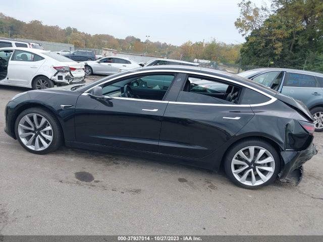5YJ3E1EA8JF014995 Tesla Model 3 Mid Range/long Range