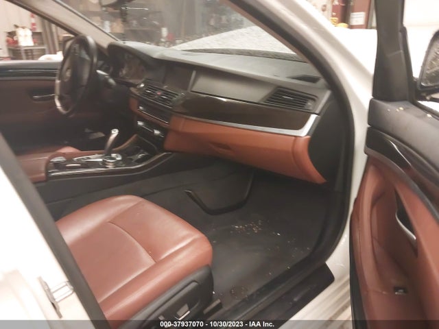 BMW 535i Xdrive 2014 WBA5B3C59ED534619 Image 5