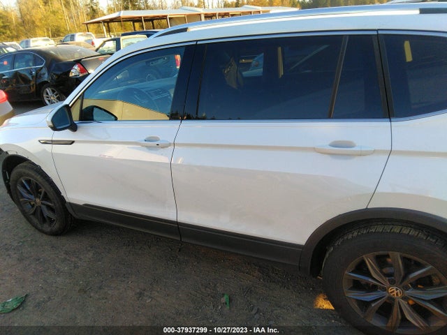 3VV2B7AX1NM139342 Volkswagen TIGUAN SE