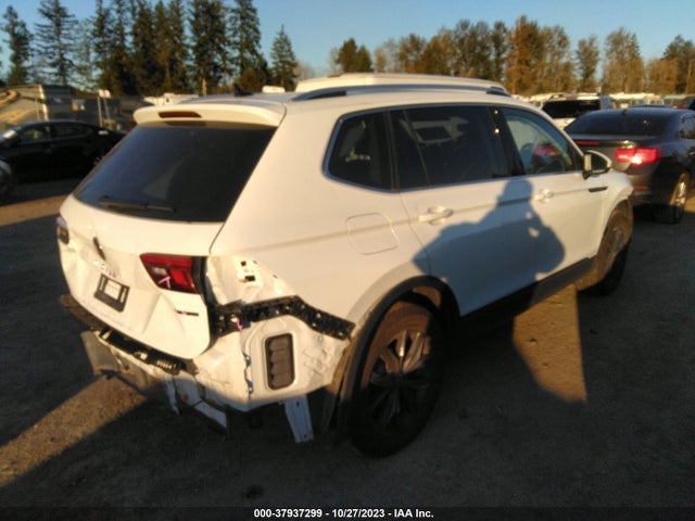 3VV2B7AX1NM139342 Volkswagen TIGUAN SE