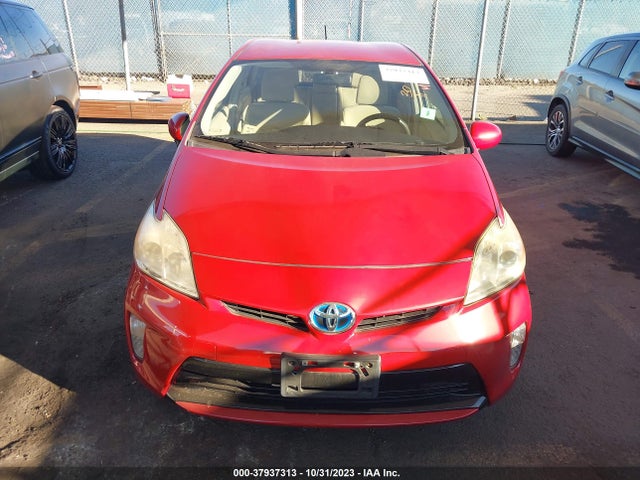 Toyota Prius Three 2014 JTDKN3DU8E1764916 Image 12