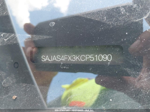 2019 JAGUAR XE SAJAS4FX3KCP51090 Photo 8