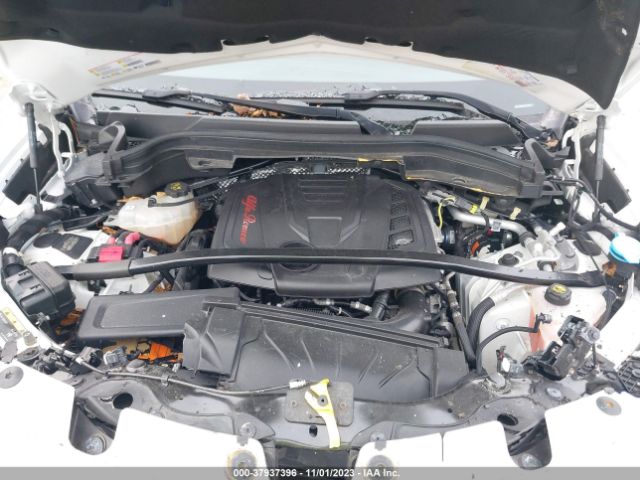 2018 ALFA ROMEO STELVIO ZASFAKBN0J7C14904 Photo 9