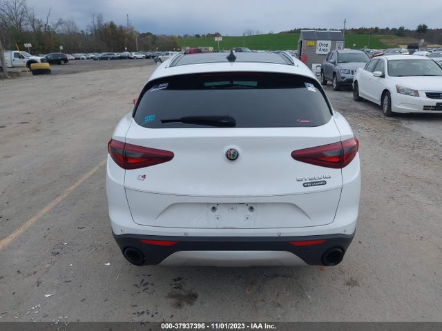 ZASFAKBN0J7C14904 Alfa Romeo Stelvio Ti Awd