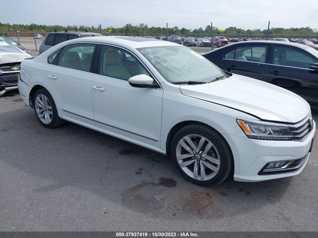 2016 VOLKSWAGEN PASSAT 1.8T SEL VIN: 1VWCS7A39GC067789