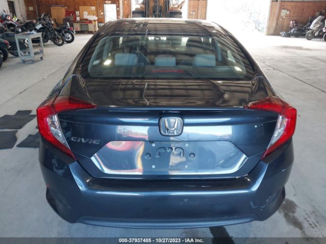 2HGFC2F59JH520261 Honda Civic Sedan Lx