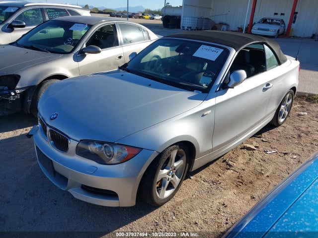 2011 BMW 1 SERIES 135I VIN: WBAUN7C56BVM25017