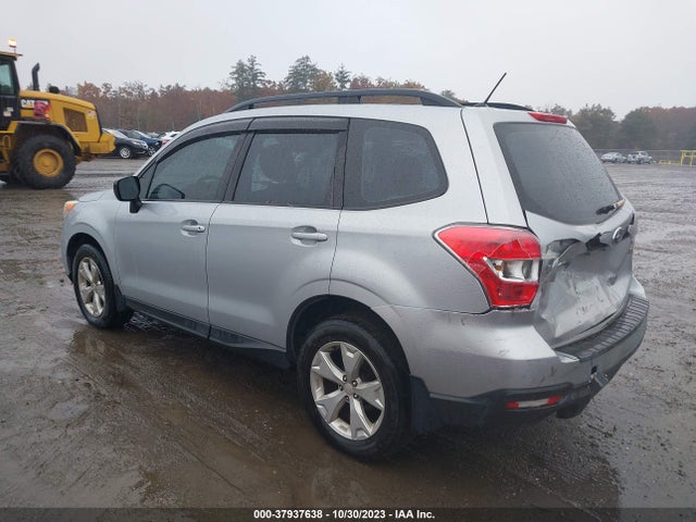 Продаж на аукціоні авто 2015 Subaru Forester 2.5i, vin: JF2SJABCXFH558033, номер лоту: 37937638