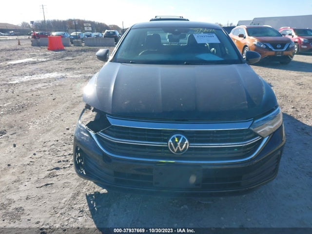 3VW7M7BU2PM011355 Volkswagen JETTA SE