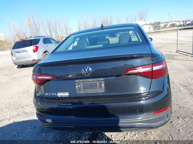 3VW7M7BU2PM011355 Volkswagen JETTA SE