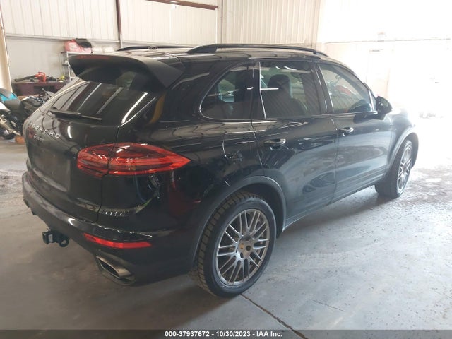 2016 PORSCHE CAYENNE WP1AA2A23GKA12749 Photo 3
