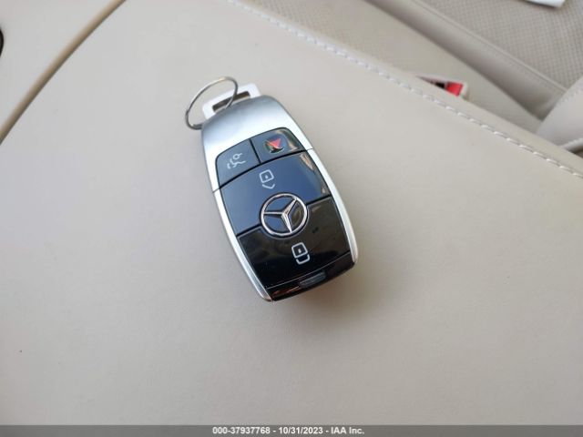 WDDUG8GB6KA445820 Mercedes-Benz S-class S 560