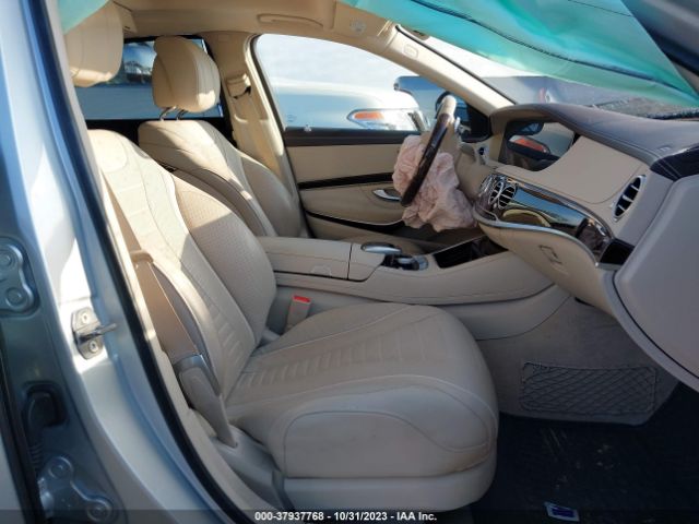 WDDUG8GB6KA445820 Mercedes-Benz S-class S 560