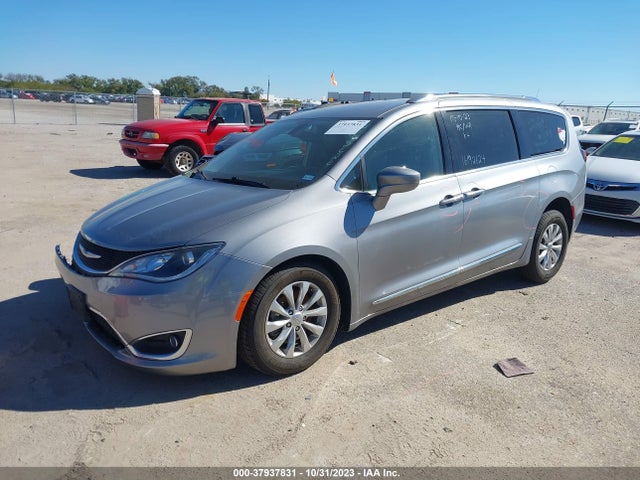 Chrysler Pacifica Touring L 2019 2C4RC1BG3KR626181 Image 2